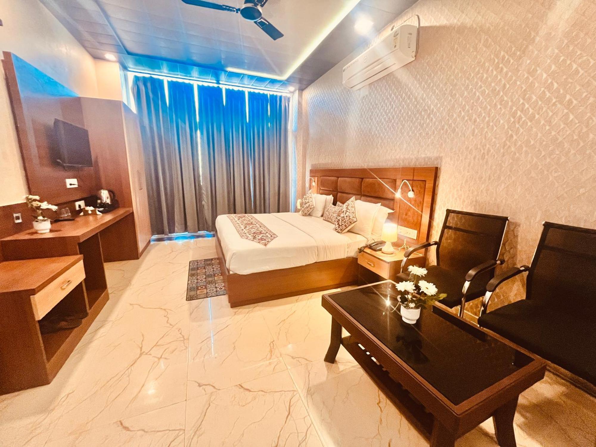 Heaven Resort Ayodhya Ngoại thất bức ảnh