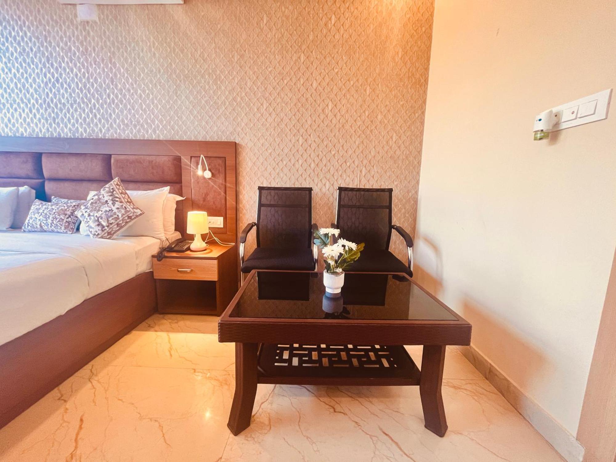 Heaven Resort Ayodhya Ngoại thất bức ảnh